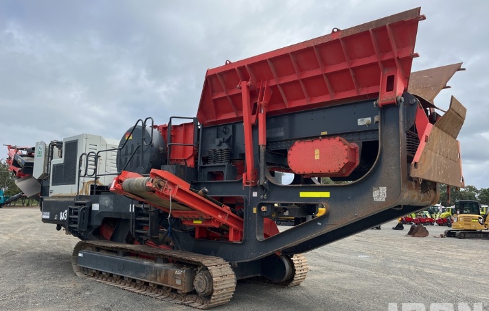 2014 Sandvik QJ331 Jaw Crusher